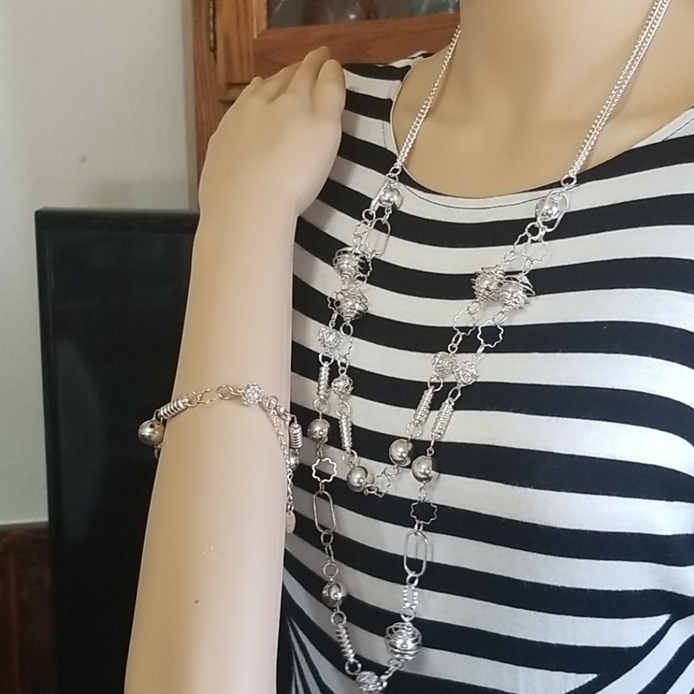 Vintage LBVYR Silver Toned Necklace & Bracelet